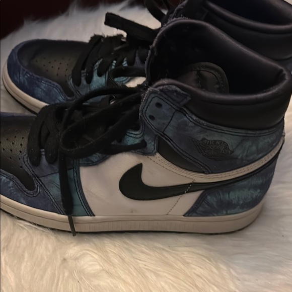 NIKE Air Jordan Unisex Sneakers - Picture 5 of 12